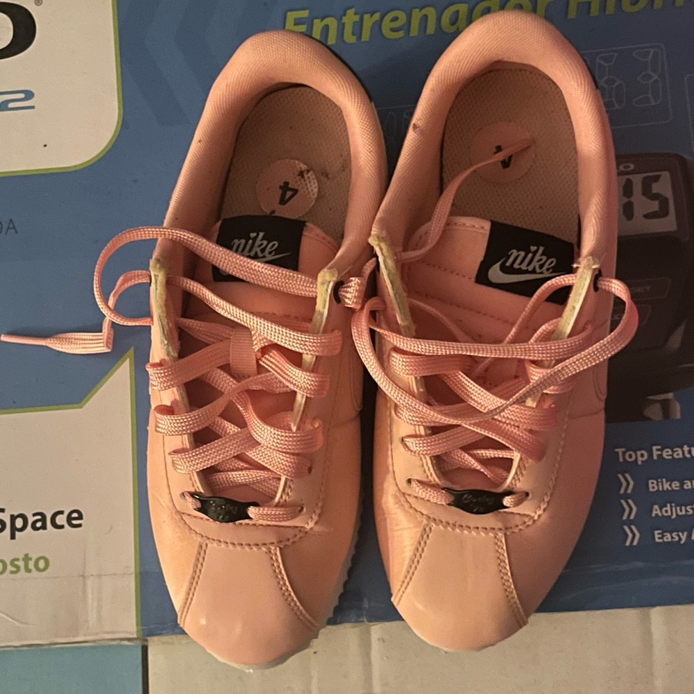 Girls size 3y pink Nike Cortez lightly worn clean bottom No scratches or scuffs.